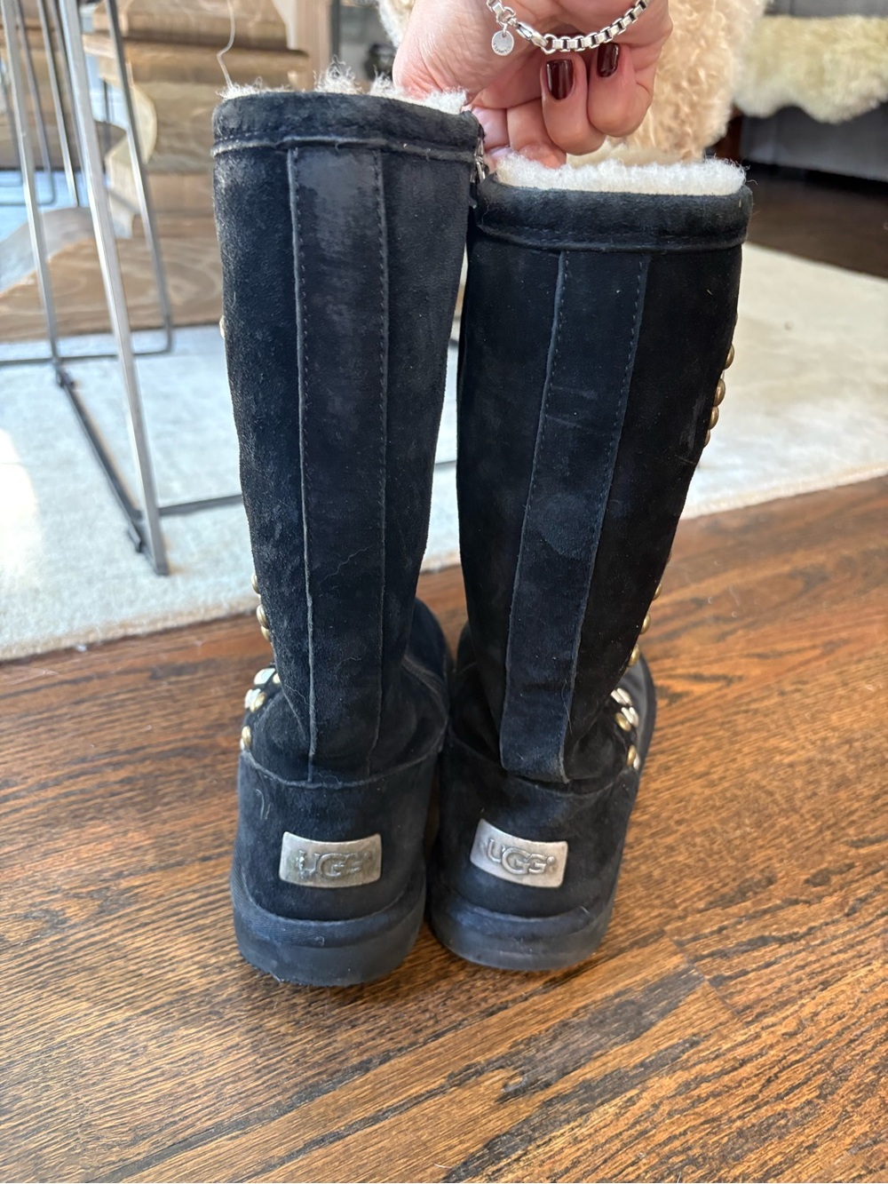 UGG Avondale 3330 black studded suede boots - Picture 4 of 10